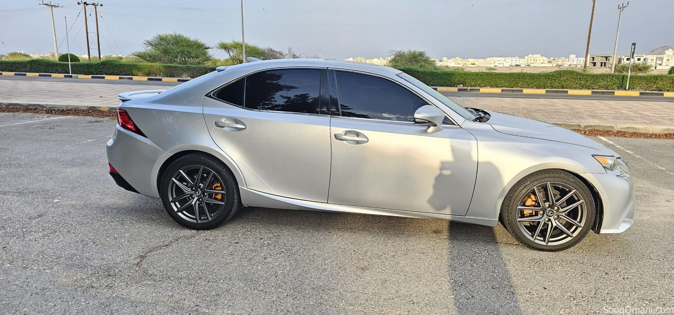 للبيع لكزس Is 2014