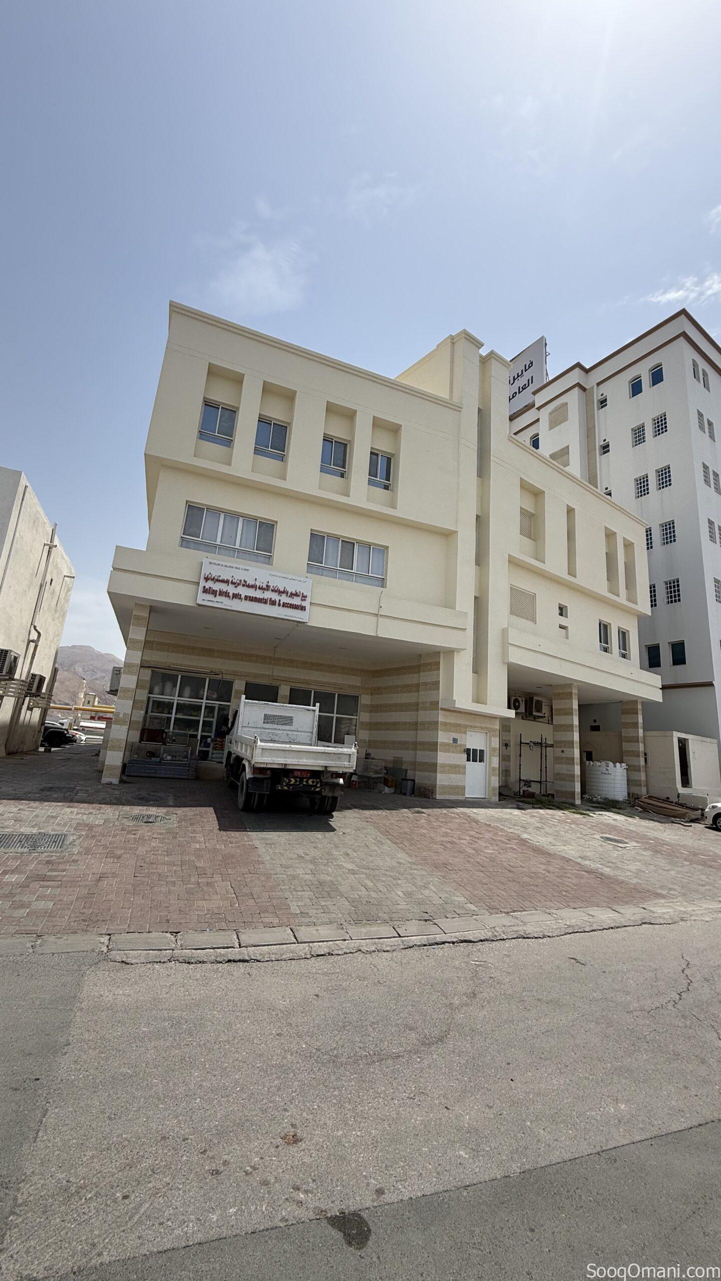 بناية للبيع سكني تجاري العامرات