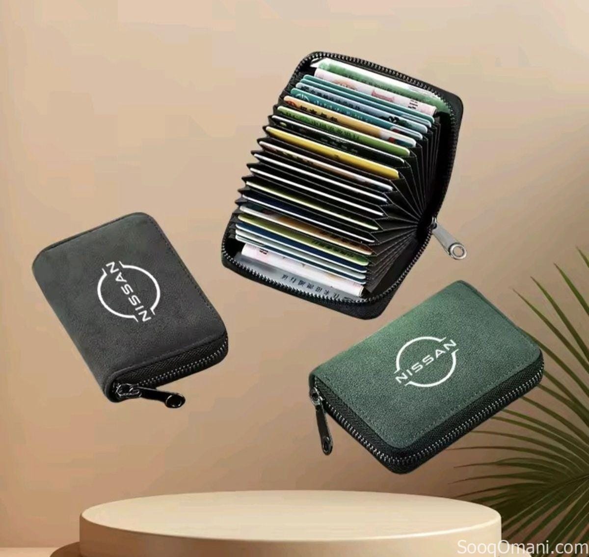 محافظ بطاقات بشعار انواع السيارات (بالطلب 10ايام)