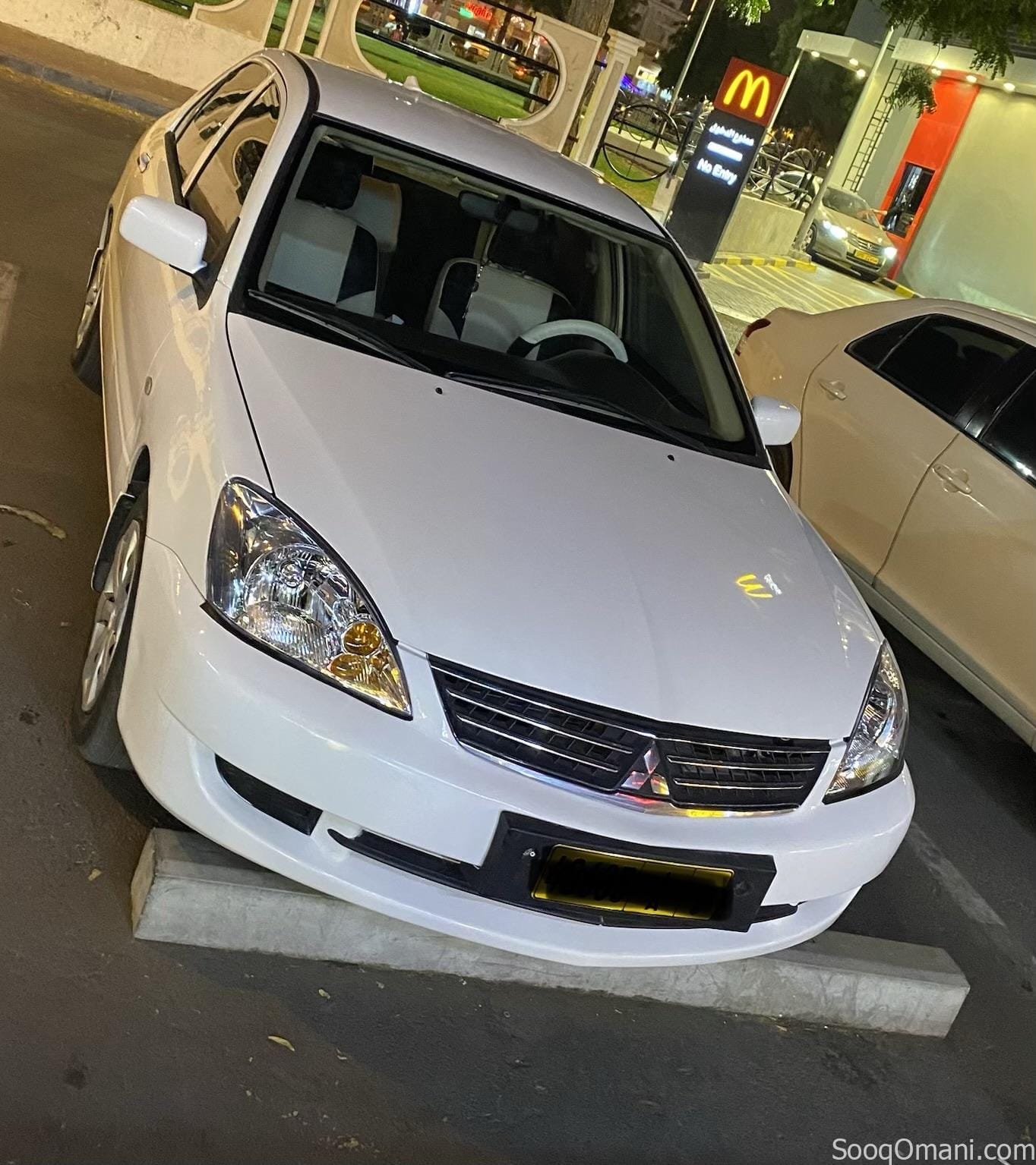 ميتسوبيشي لانسر 2013 للبيع