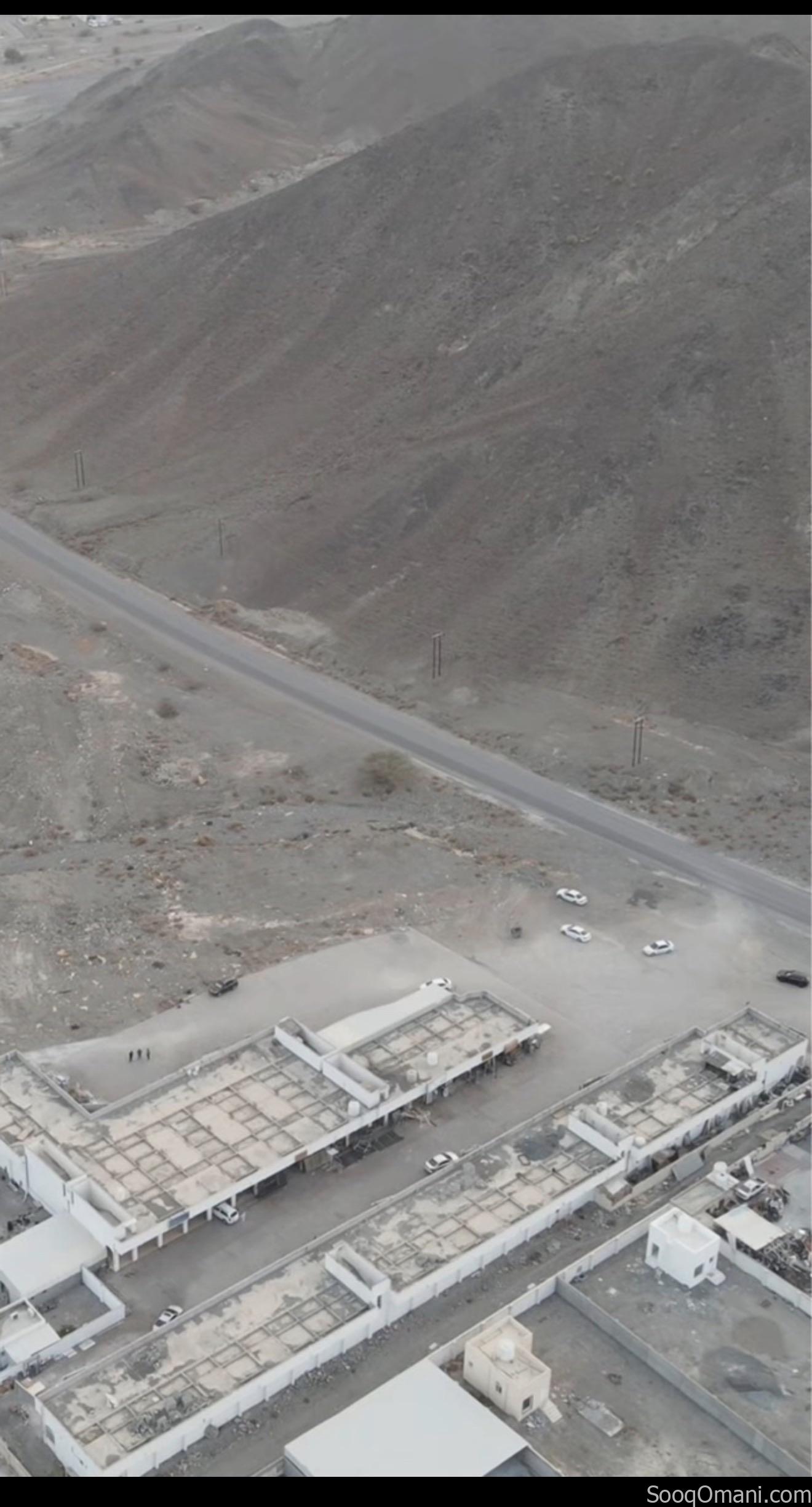 مبنى صناعيه للبيع ولاية سمائل الداخليه هصاص