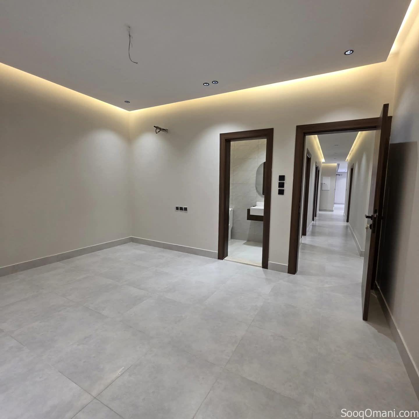 شقة للايجار في مسقط الخوض 165 ريال