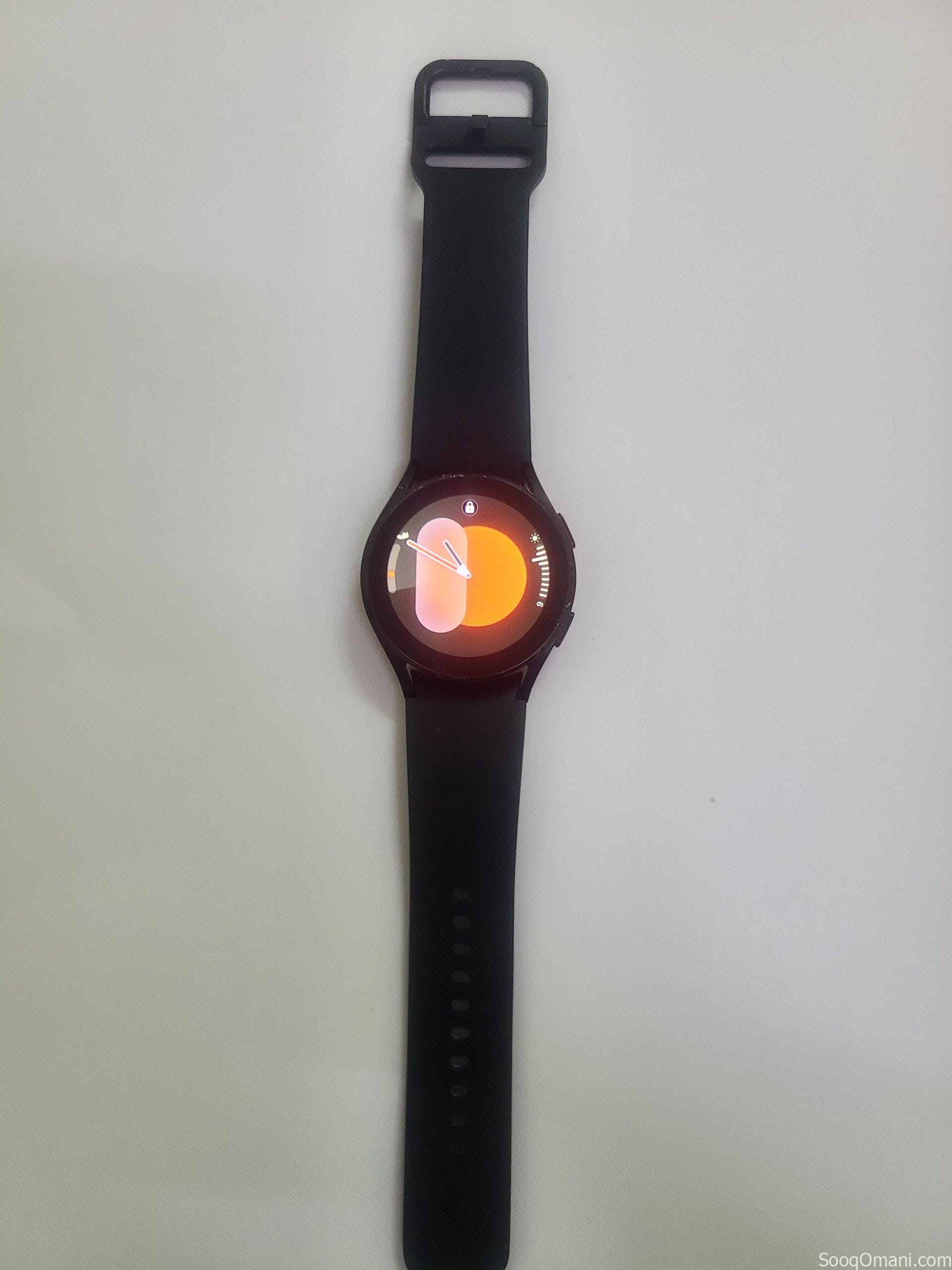 للبيع: ساعة سامسونج واتش 4 (Samsung Watch 4) لون أسود