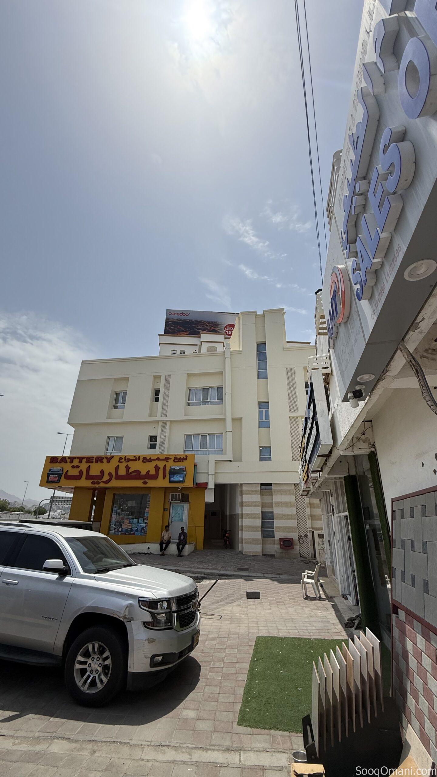 بناية للبيع سكني تجاري العامرات