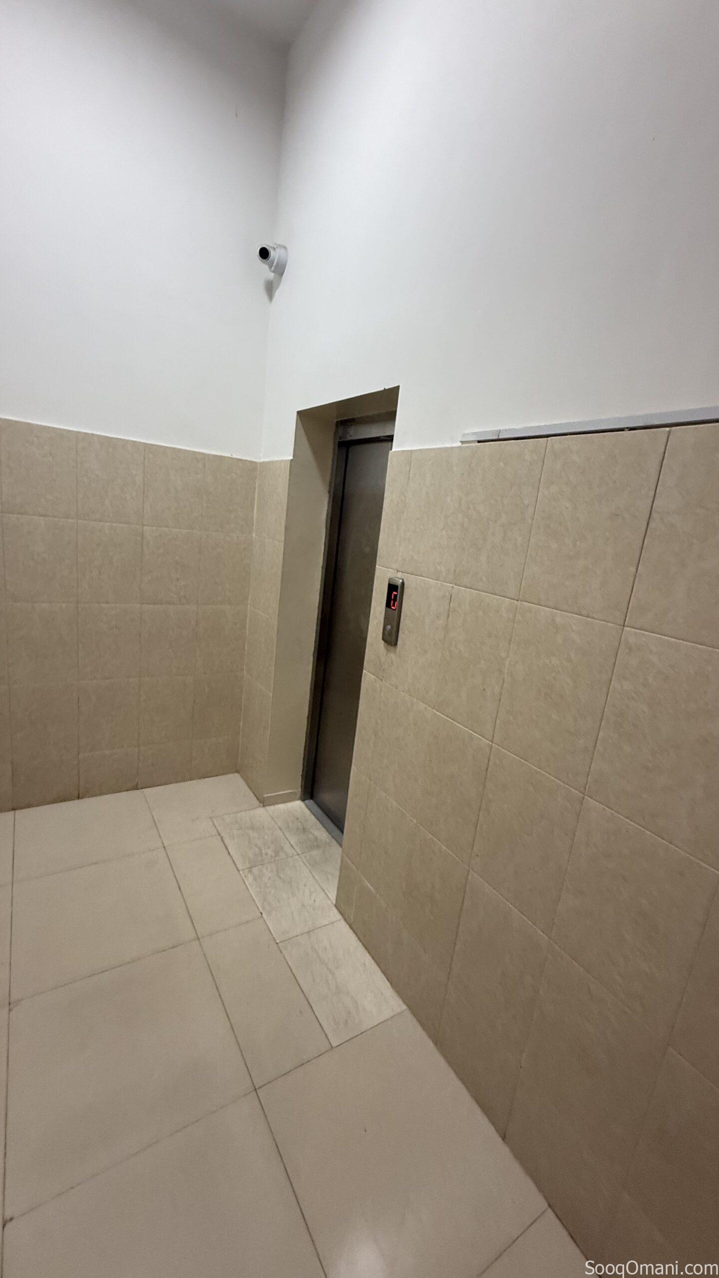 بناية للبيع سكني تجاري العامرات