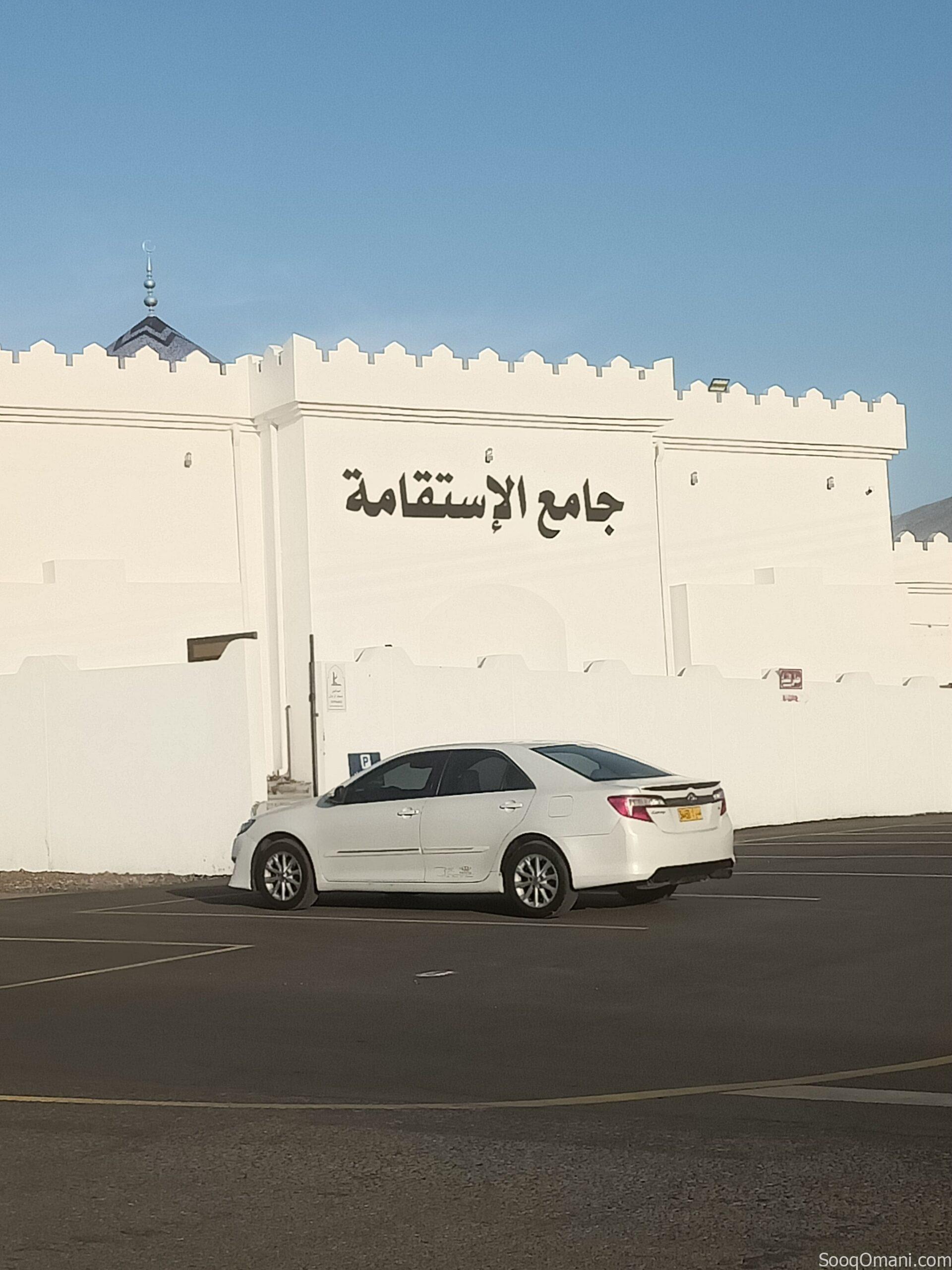 كامري 4 سلندر موديل 2015