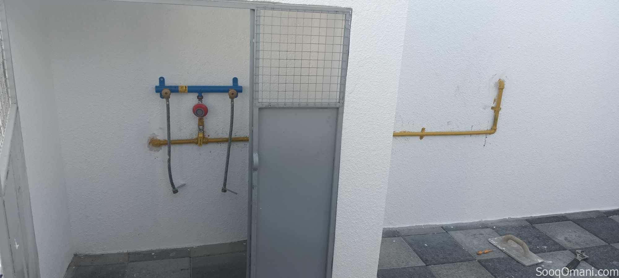 Gas pipe line instillations