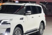 نيسان بترول بلاتينيوم للبيع نظيف ومسرفس