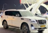 نيسان بترول بلاتينيوم للبيع نظيف ومسرفس
