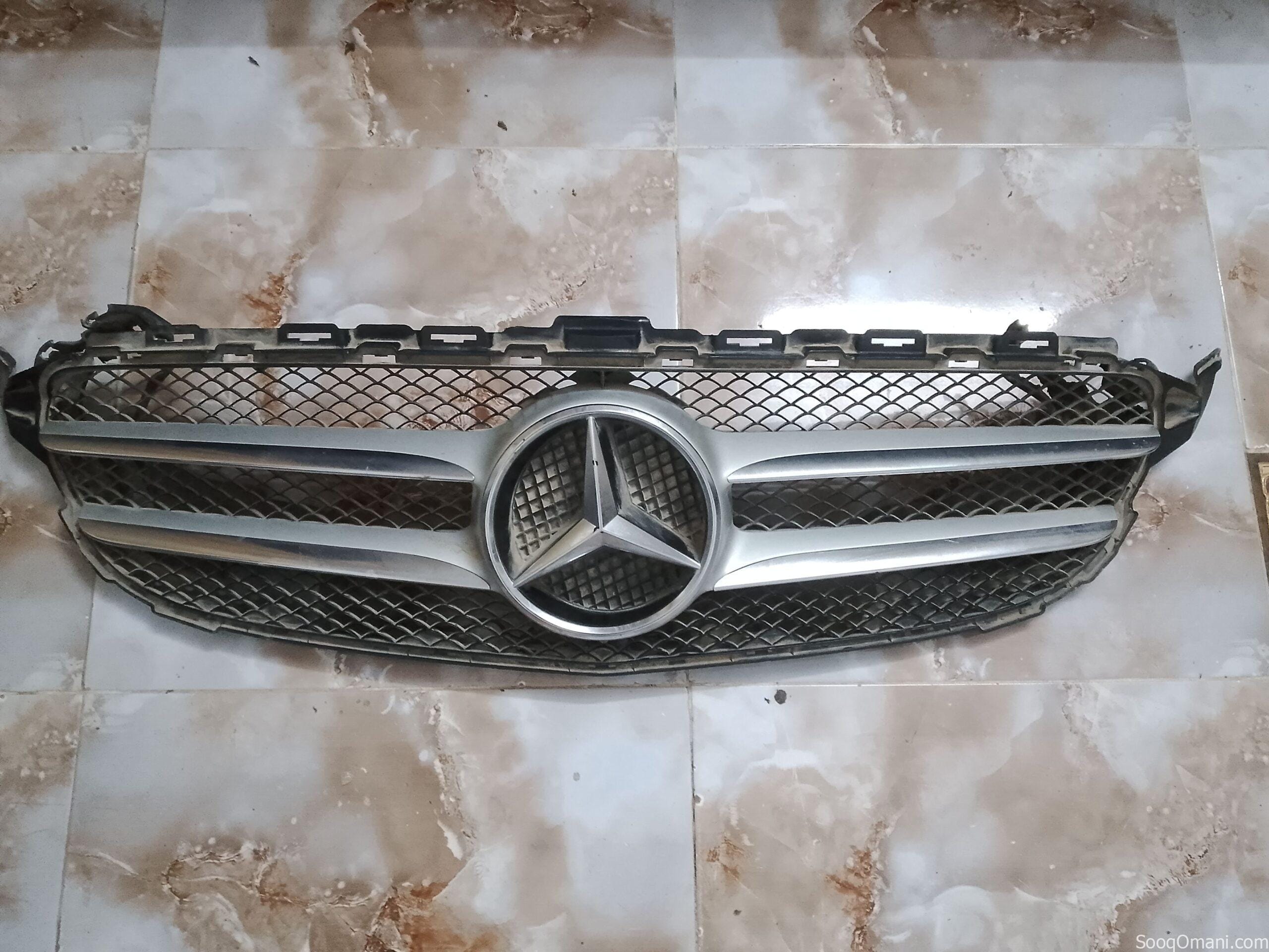 قطع غيار مورسيدس