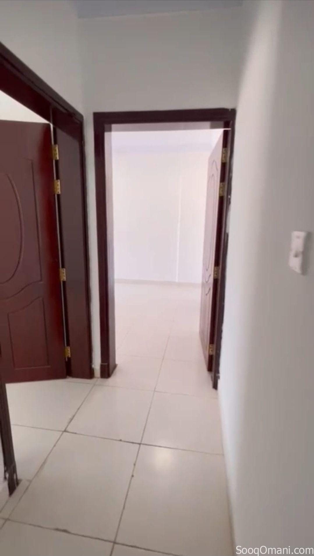 شقة للإيجار للعوائل في المعبيلة بالقرب من الصباحي