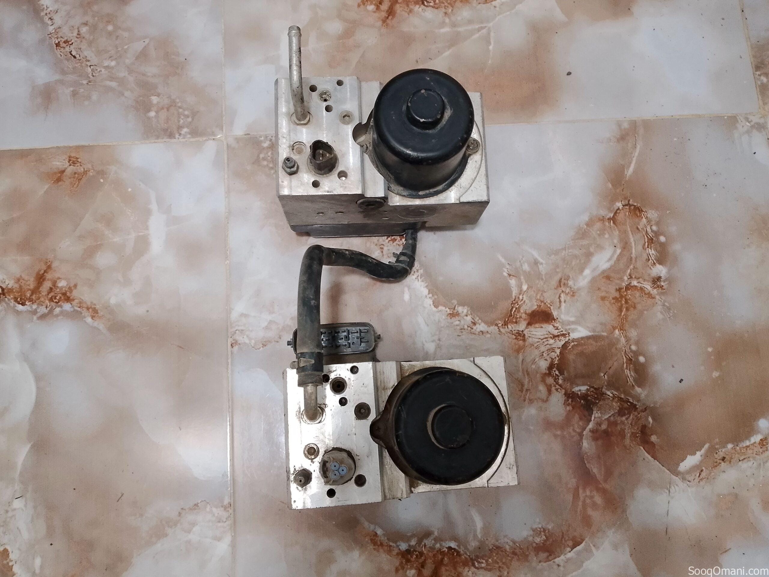قطع غيار لكزس 430