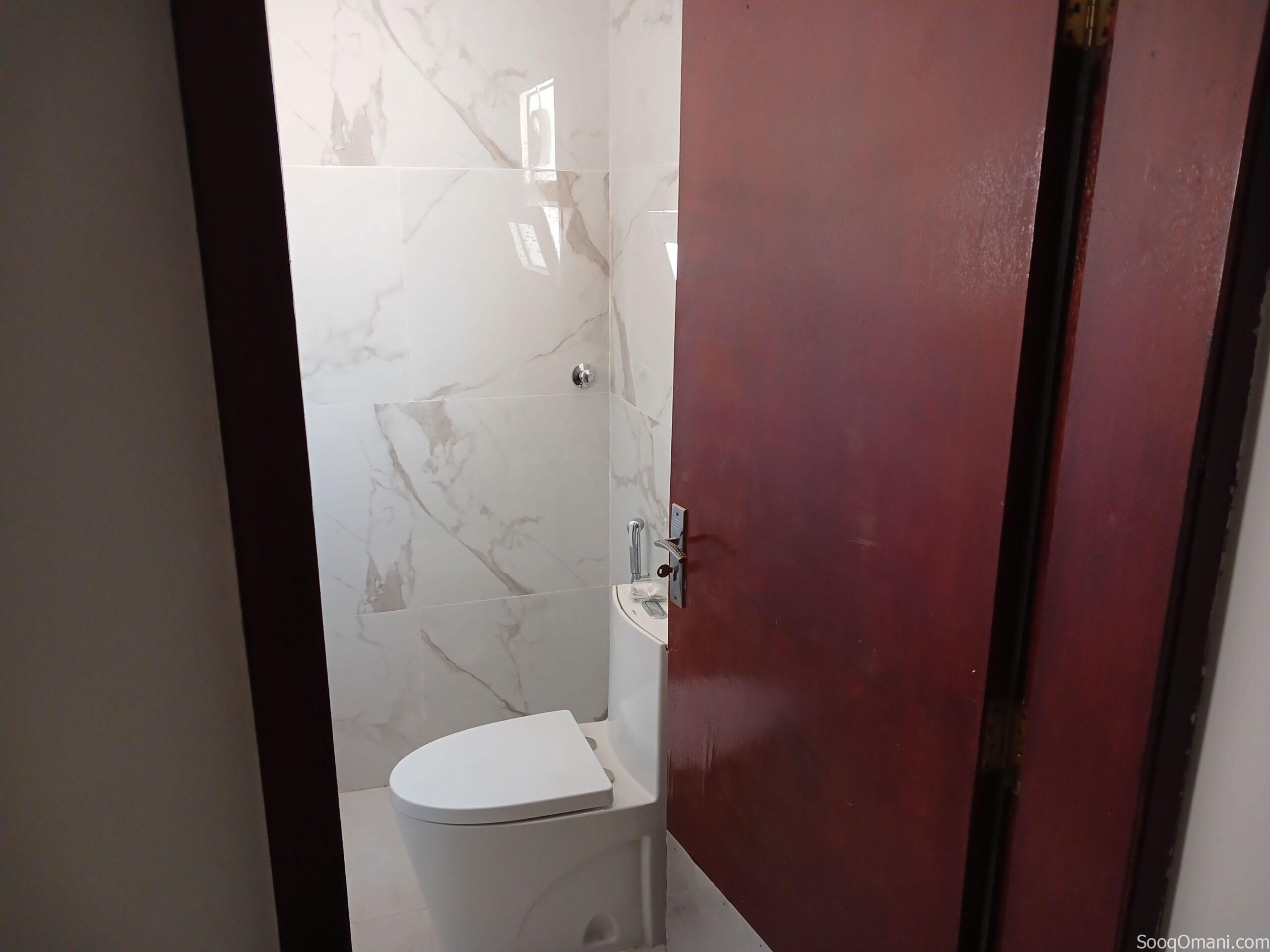 Room for rent in al khuwair