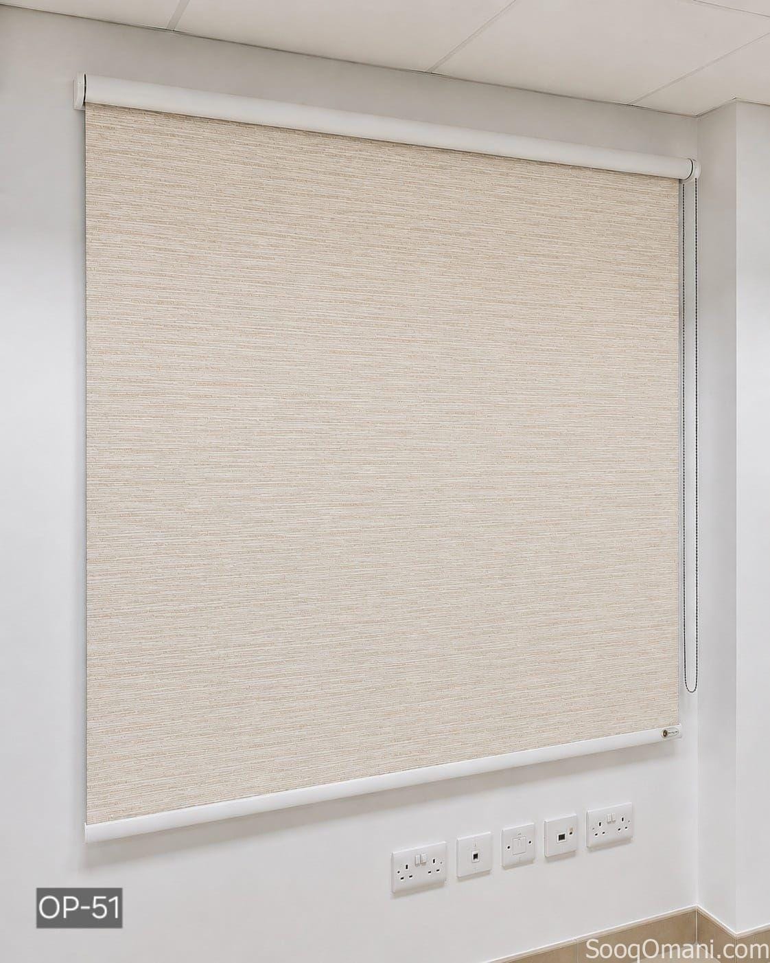 ستائر رول عازل للشمس والحرارة Roller and Zebra Blinds – Sun and Heat