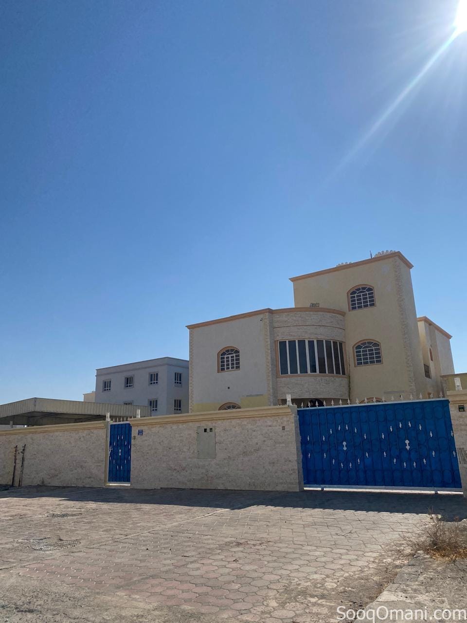 بيت للإيجار – للبيع