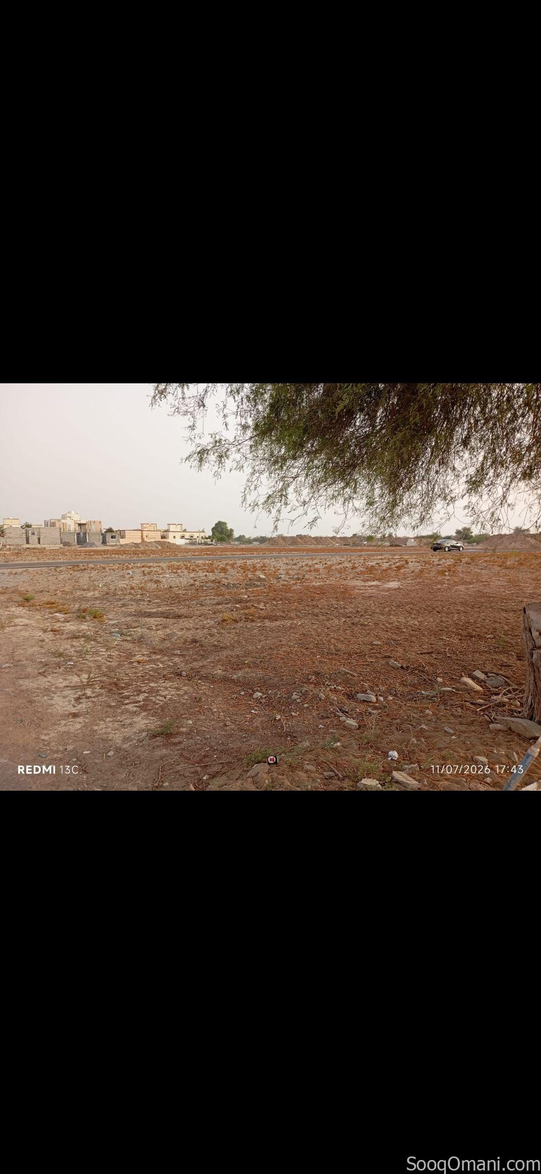 للبيع ارض سكنية في بركاء حي عاصم شمال مخطط