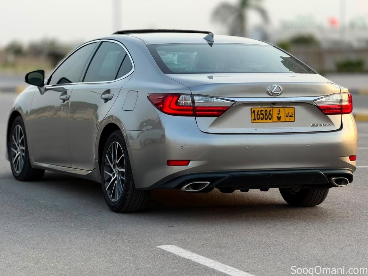 لكزس ES350 للبيع