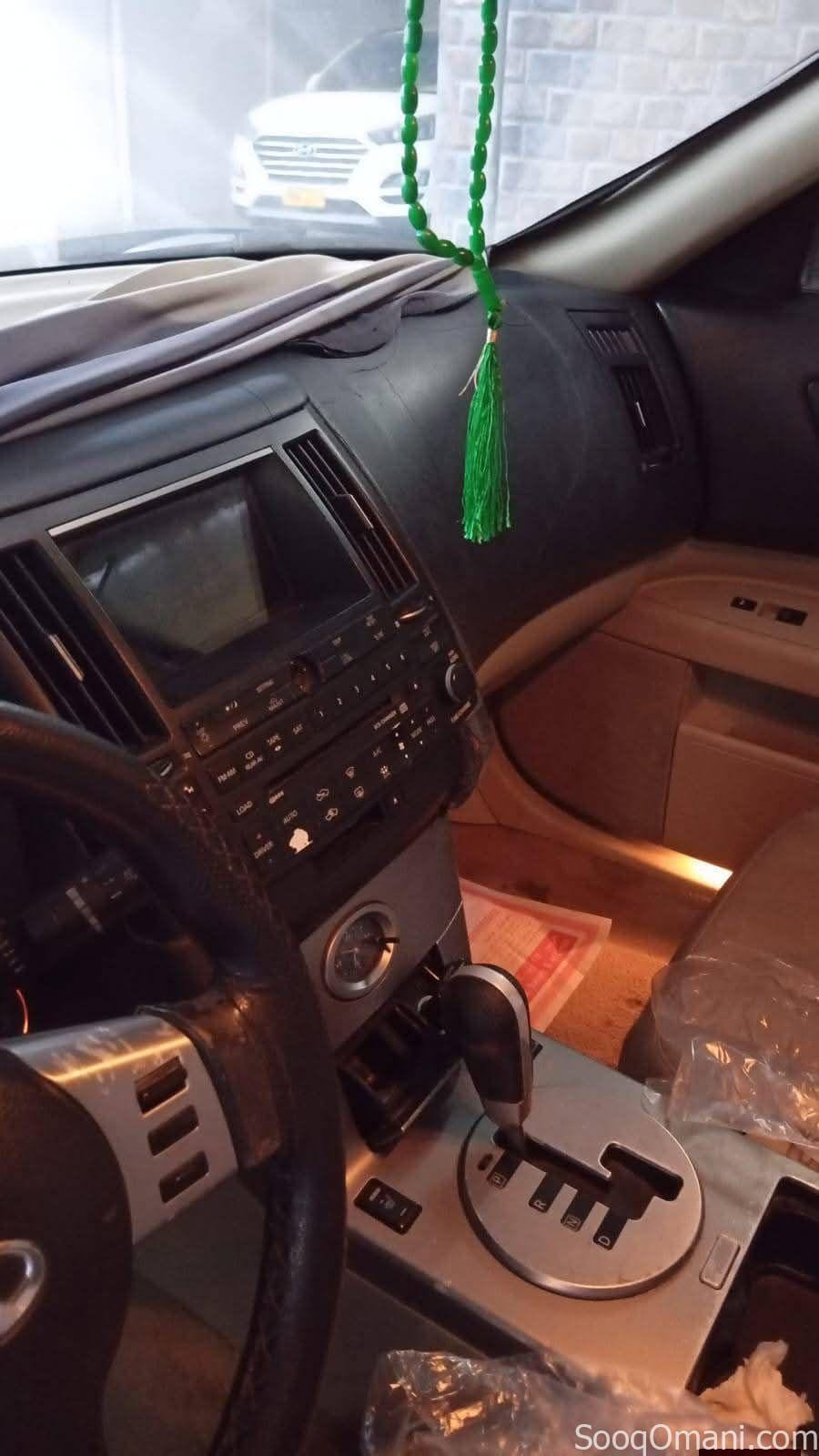 للبيع أو للبدل سيارة نيسان إنفينيتي FX35 2005