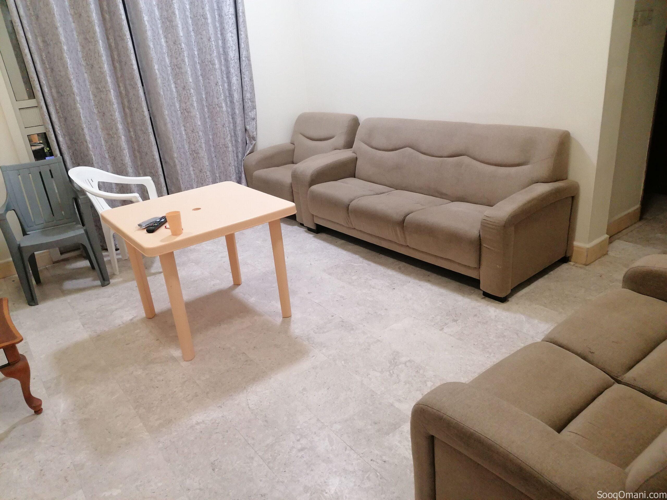 Furnished apartment for daily rent in Salalah, opposite Lulu Mall, close to all services