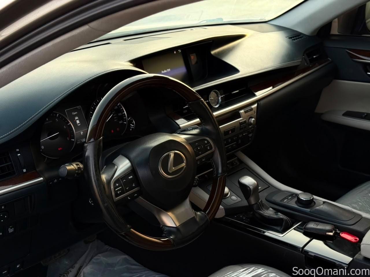 لكزس ES350 للبيع