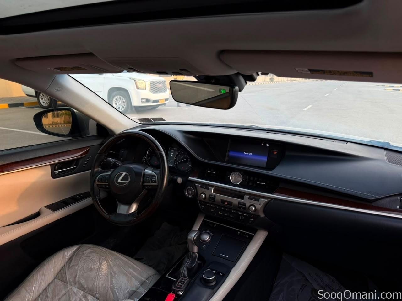 لكزس ES350 للبيع
