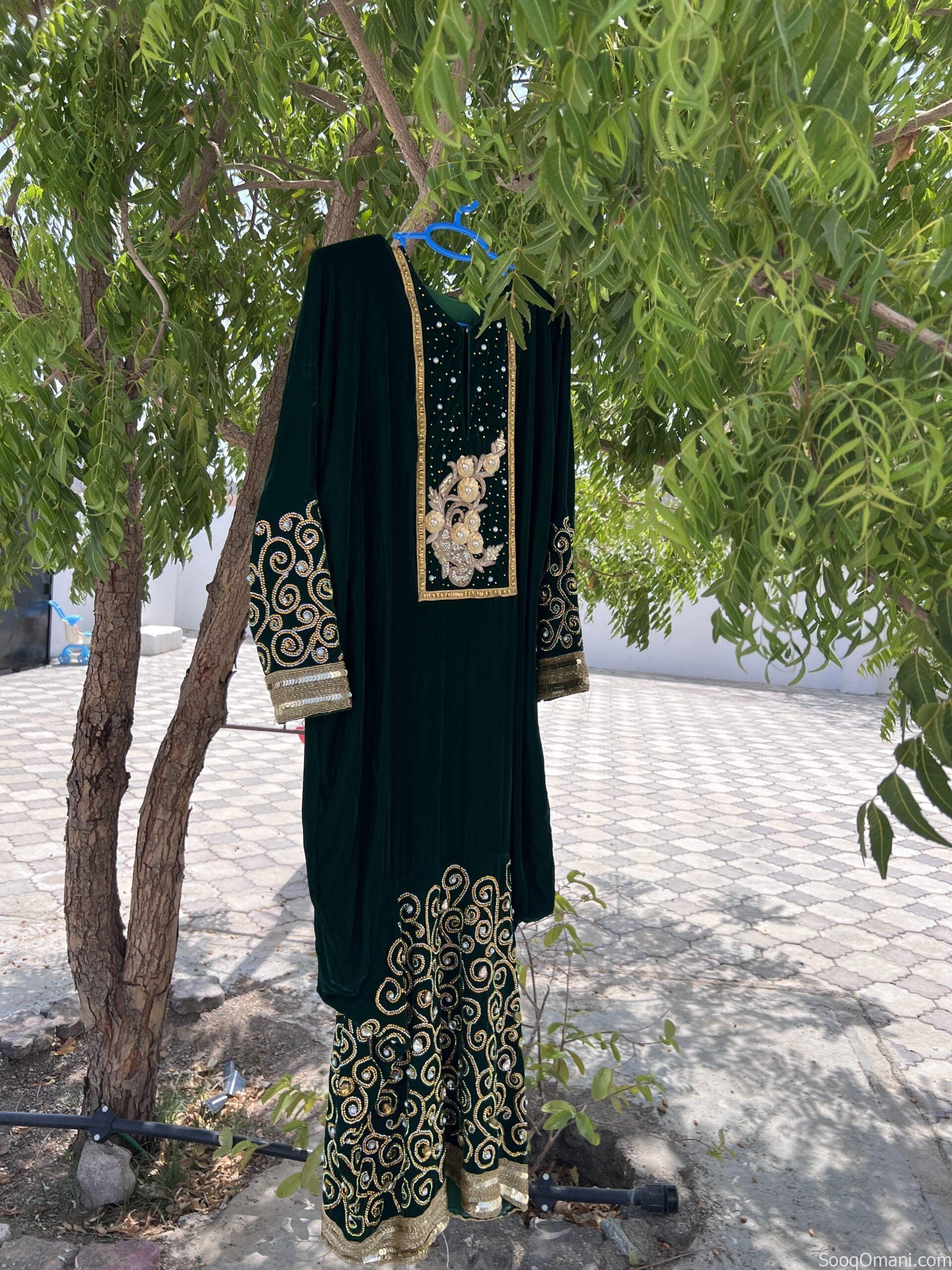 قبعة بديه مبلوسه مره وحده فقط