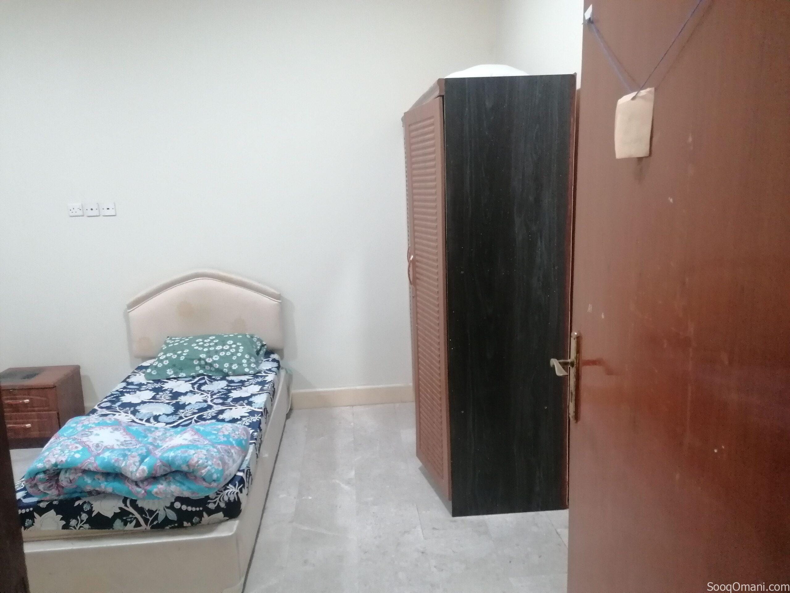 Furnished apartment for daily rent in Salalah, opposite Lulu Mall, close to all services