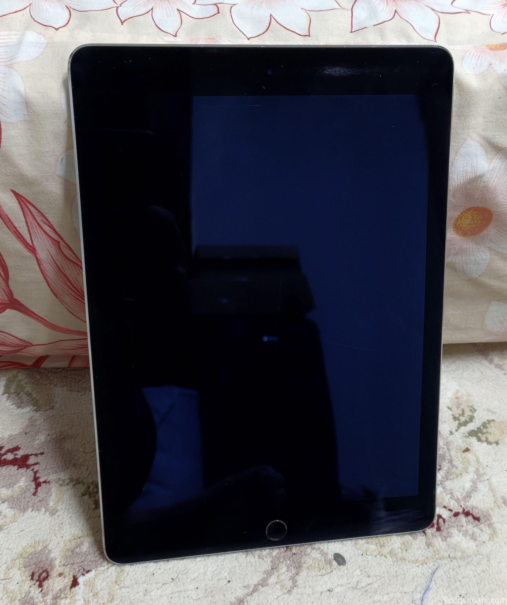 Apple iPad Air 2 with 64 GB Storage.