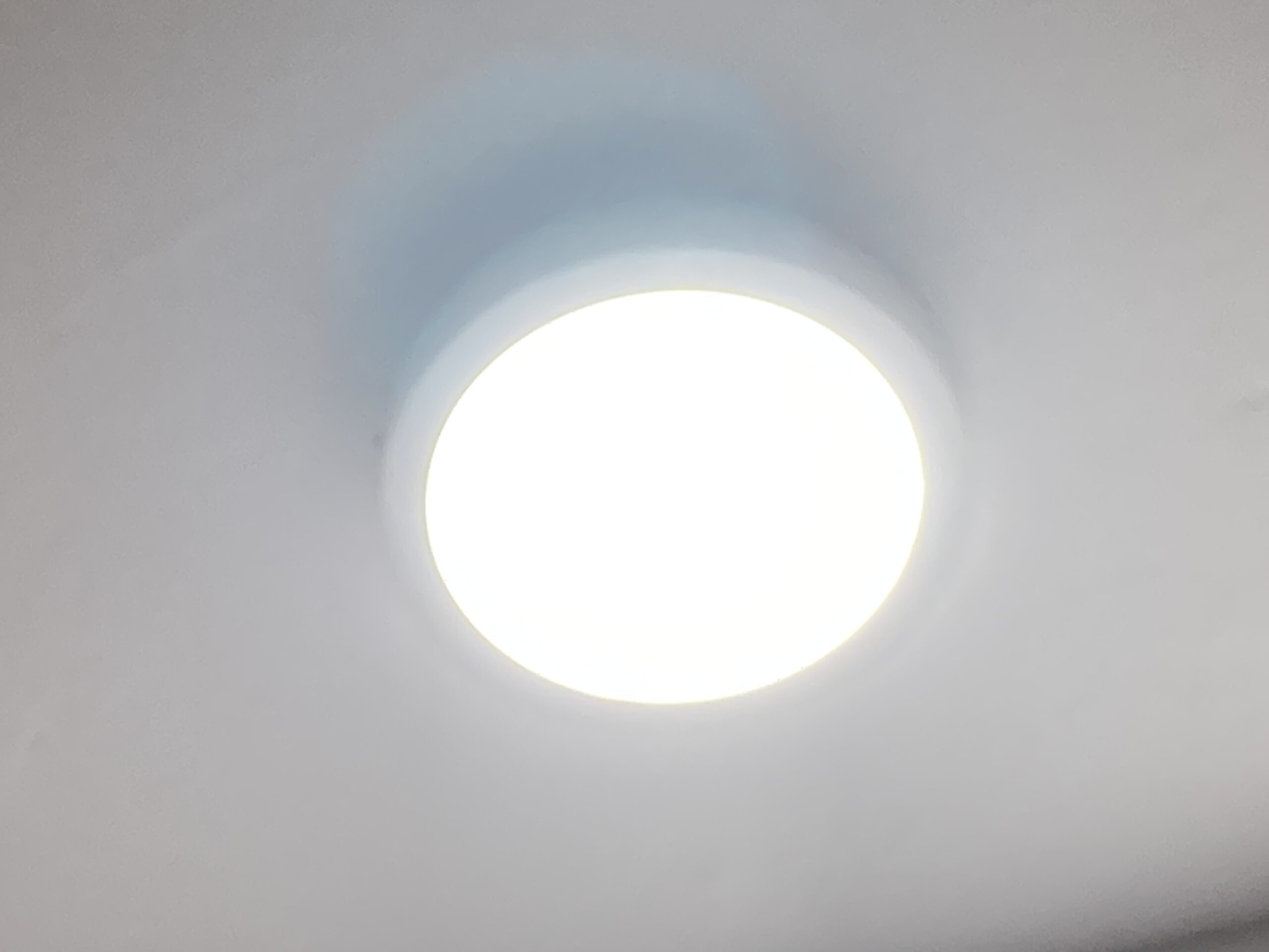 مصابيح LED للسقف للبيع