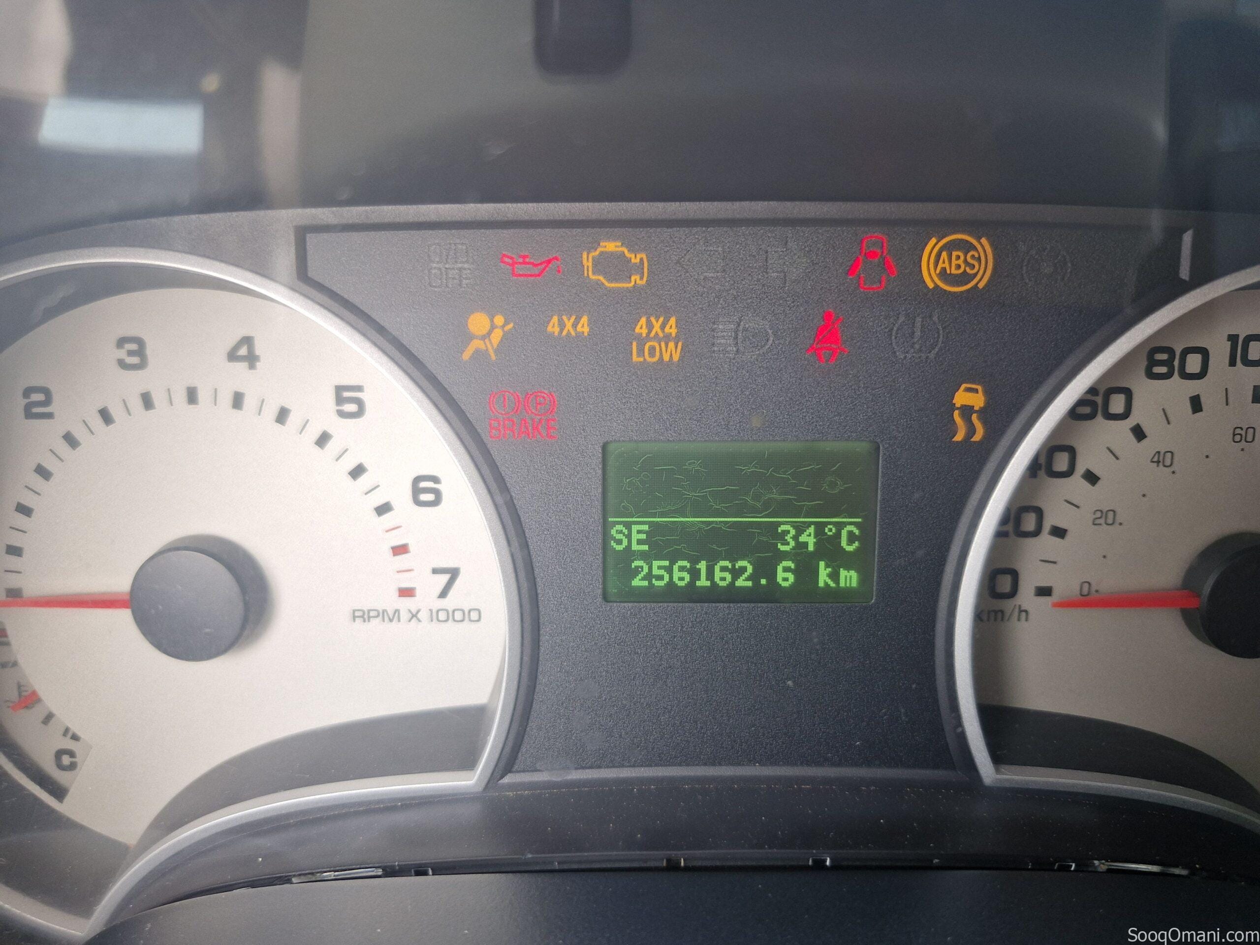 فورد إكسبلورر XLT 4×4 موديل 2011