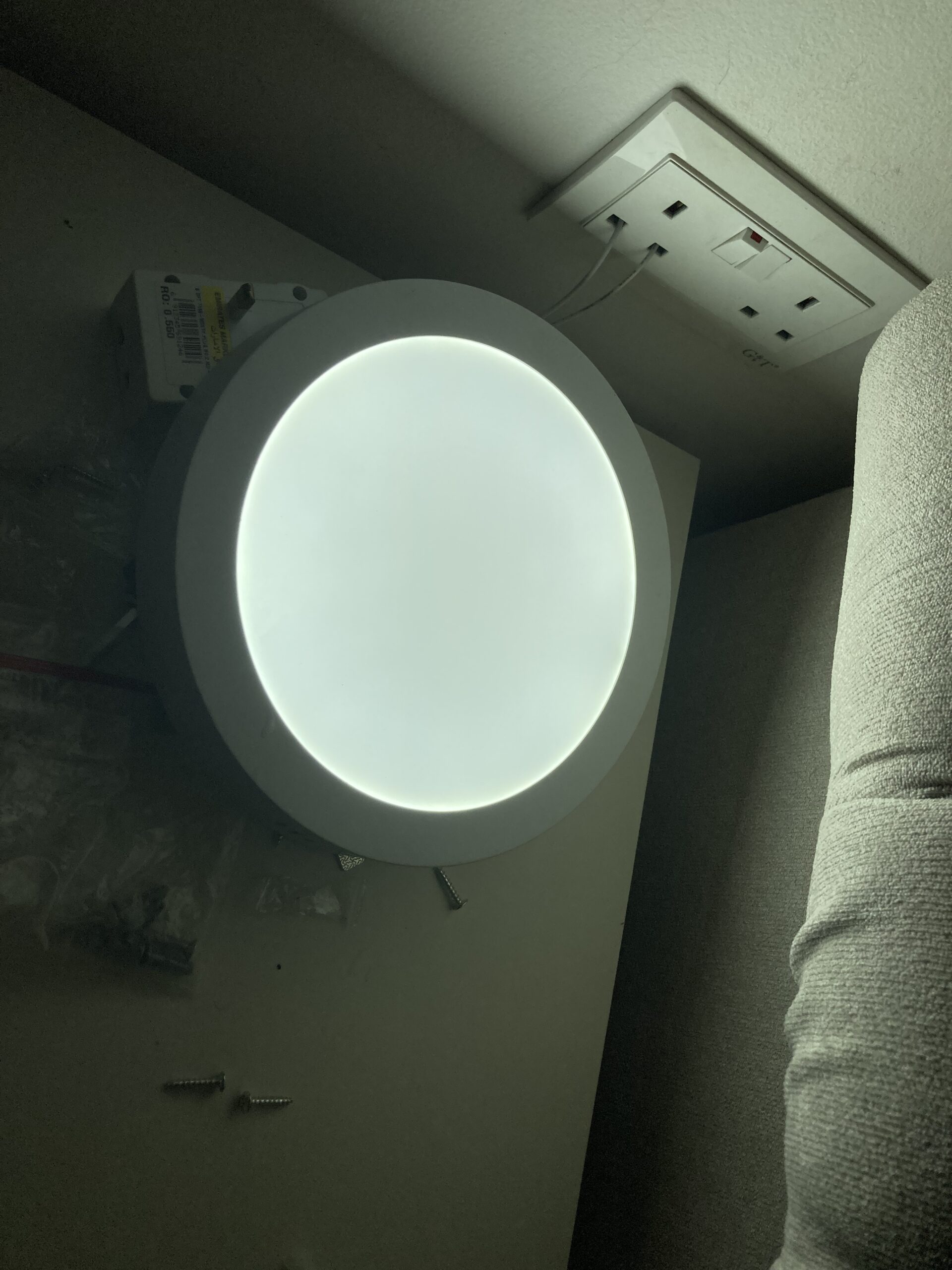 مصابيح LED للسقف للبيع