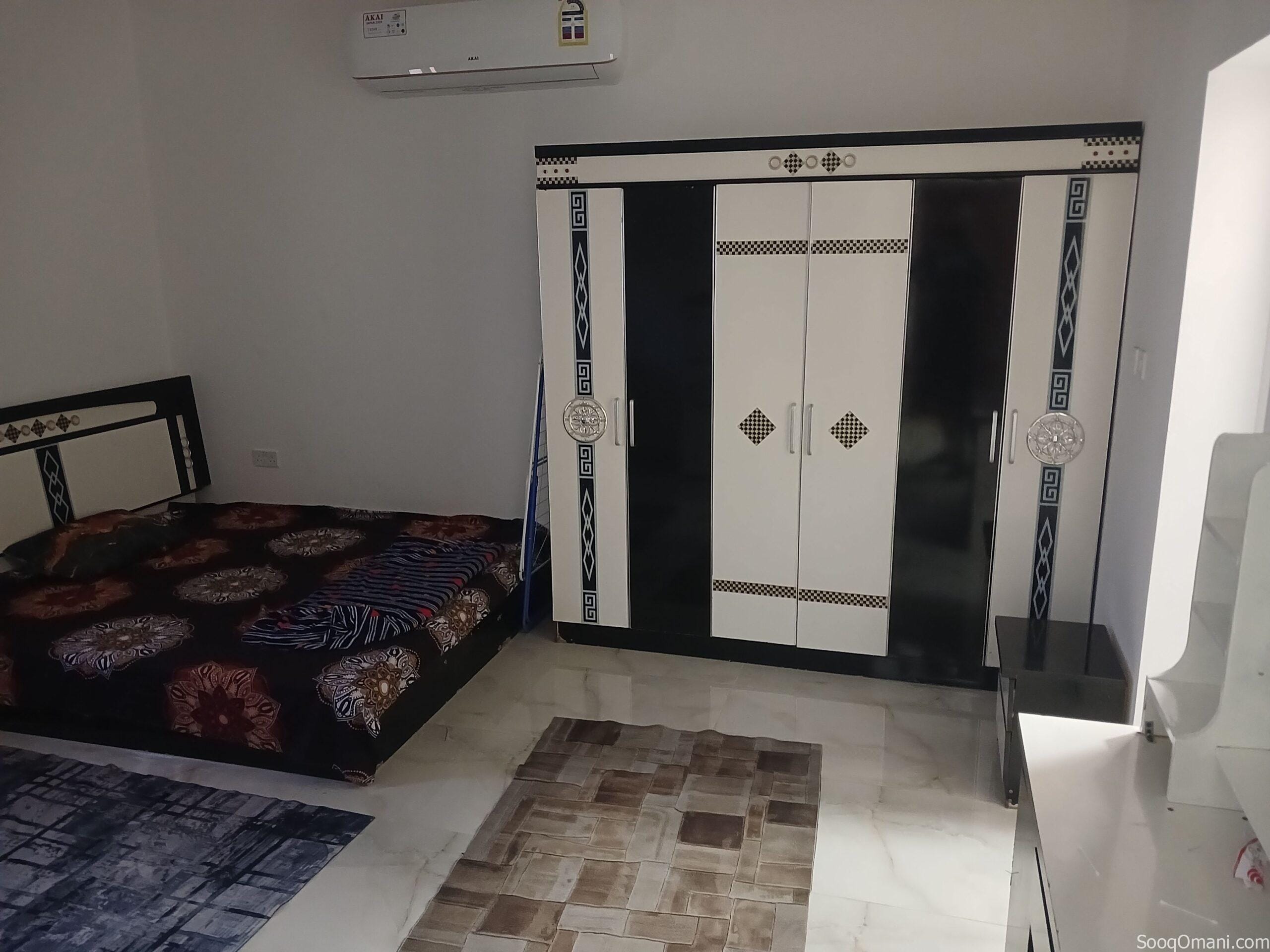 Room for rent in alkhwier