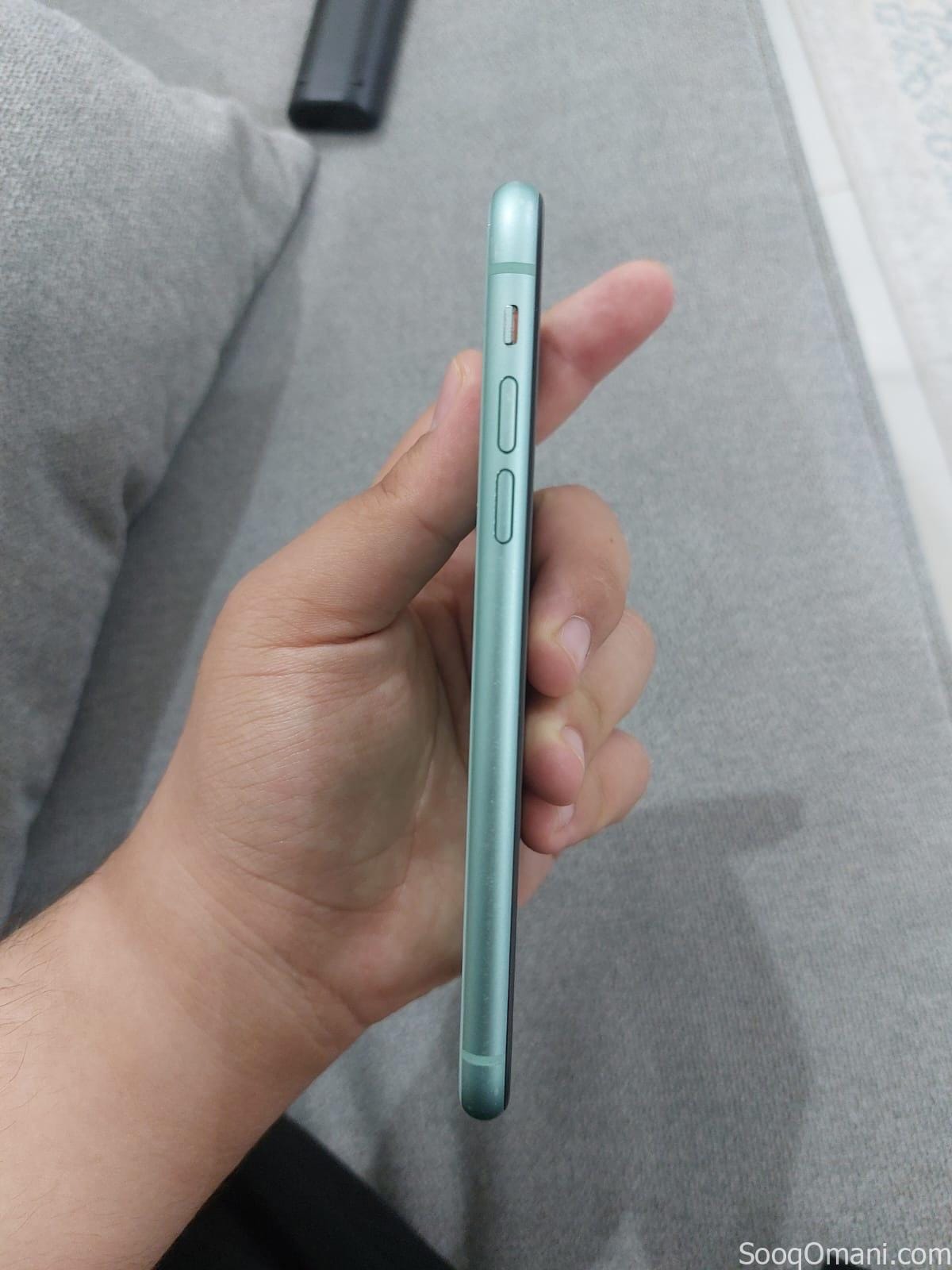 iPhone 11 (Please see description)