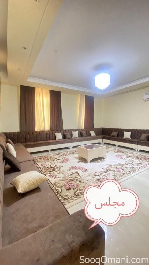 كنب مستخدم استخدام بسيط فقط