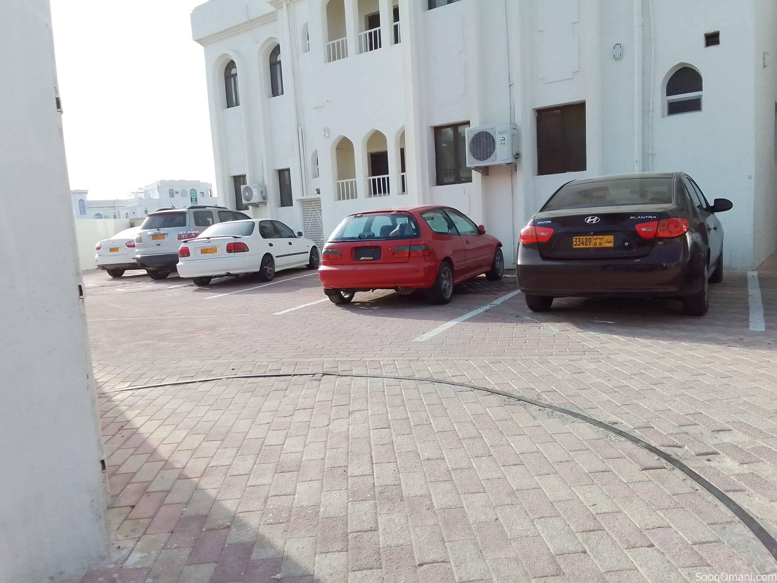 شقق عوائل للايجار في الخوض والموالح