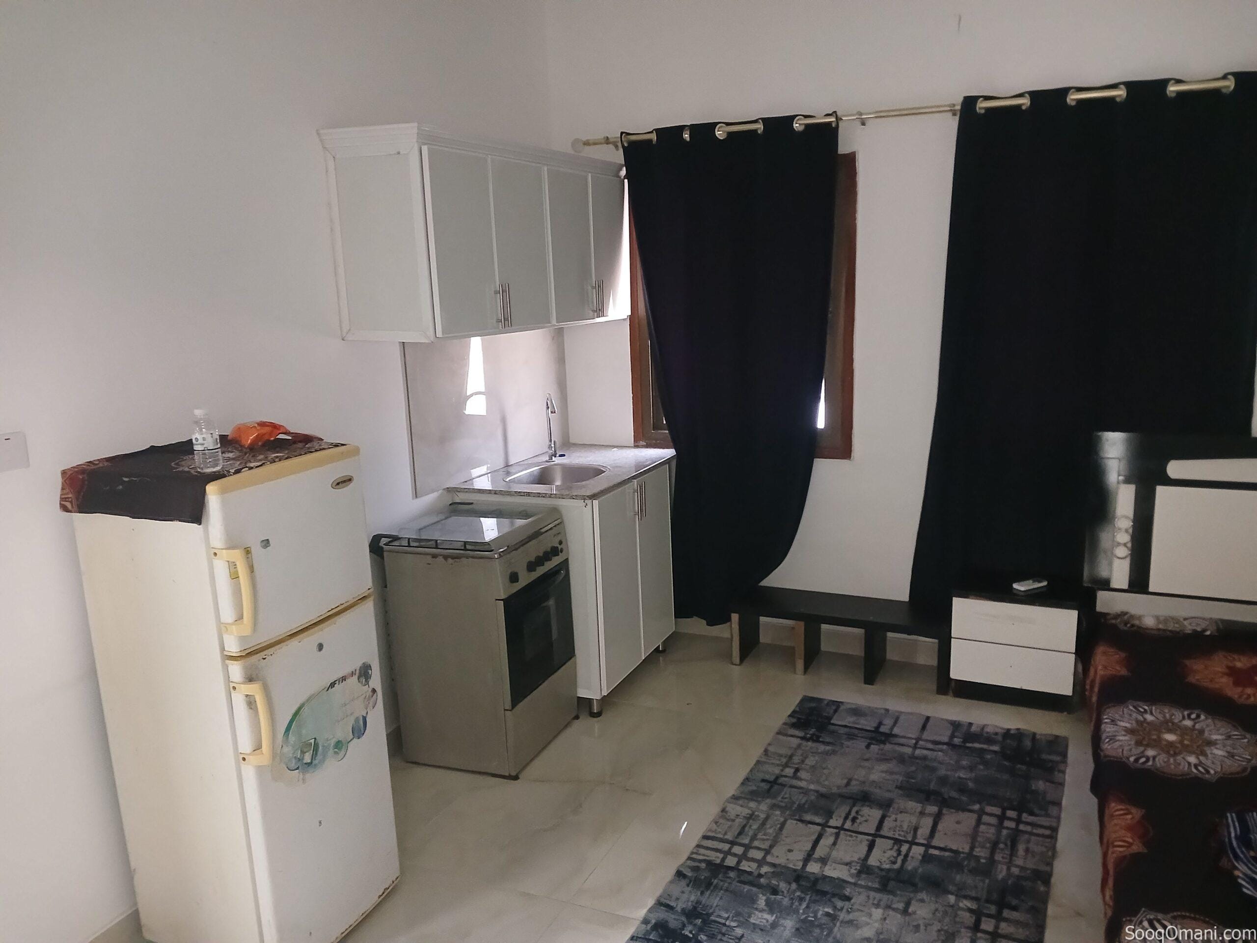 Room for rent in alkhwier