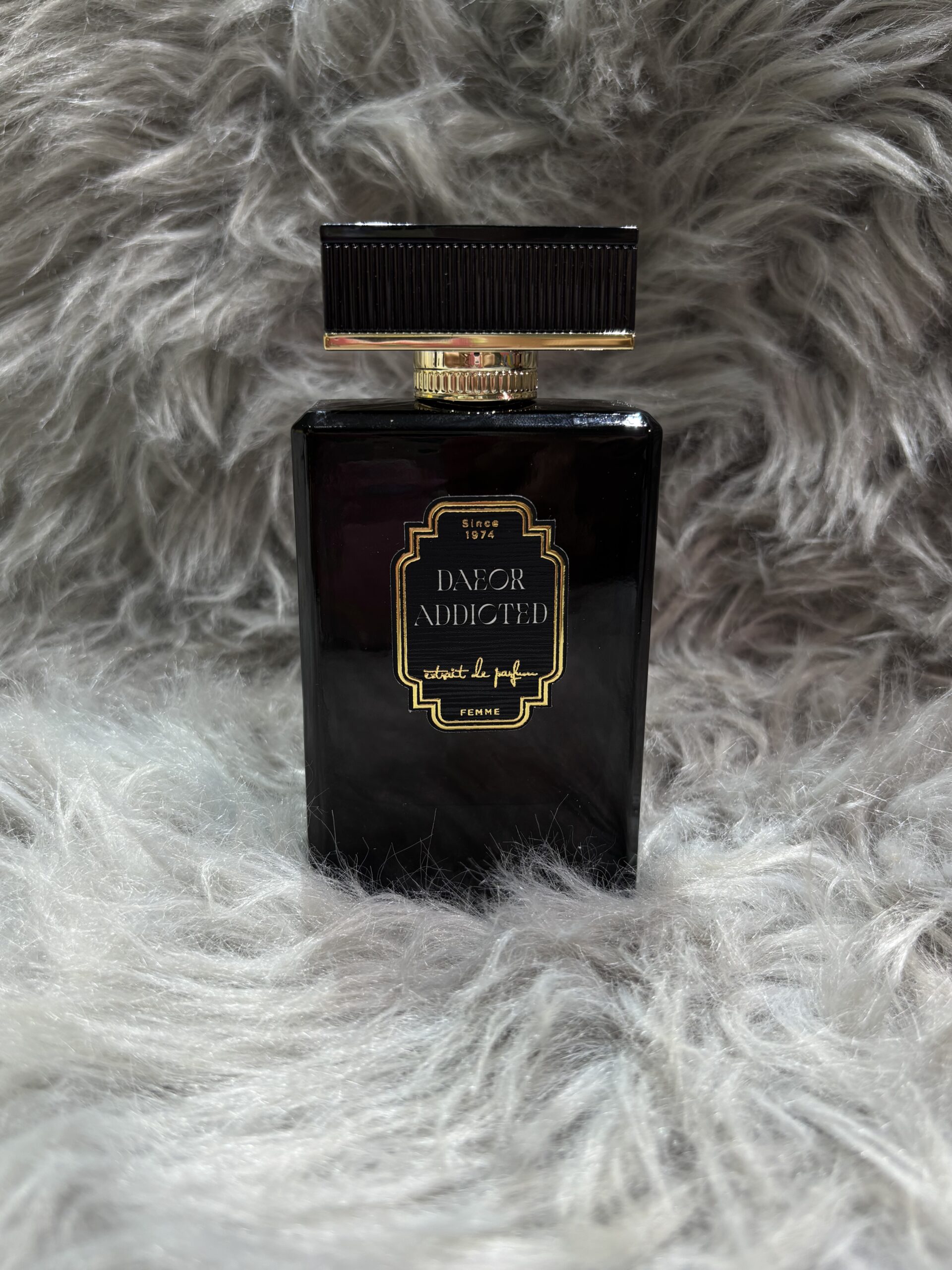 عطور فواحه جميله وثابته