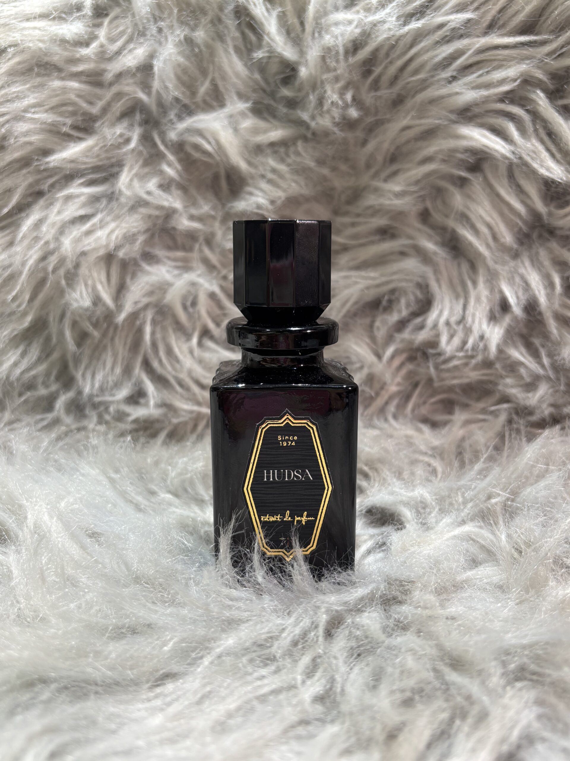 عطور فواحه جميله وثابته