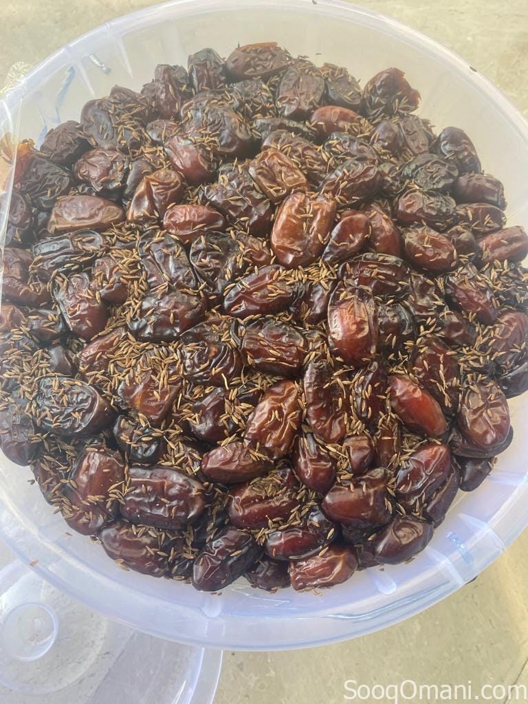 للبيع تمور عمانية تابع الوصف
