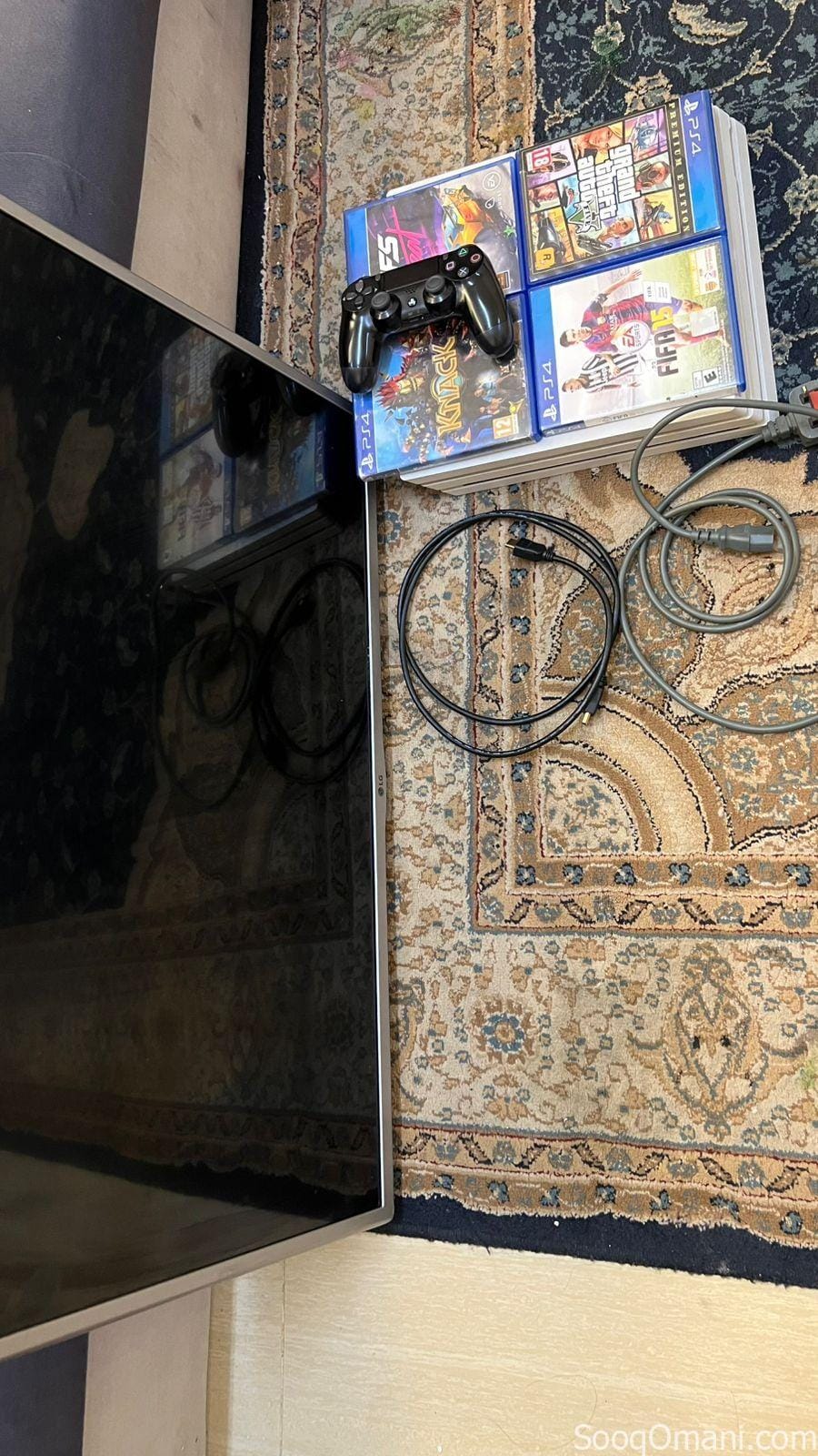 للبيع Ps4 pro وتلفاز ٣٢ بوصه