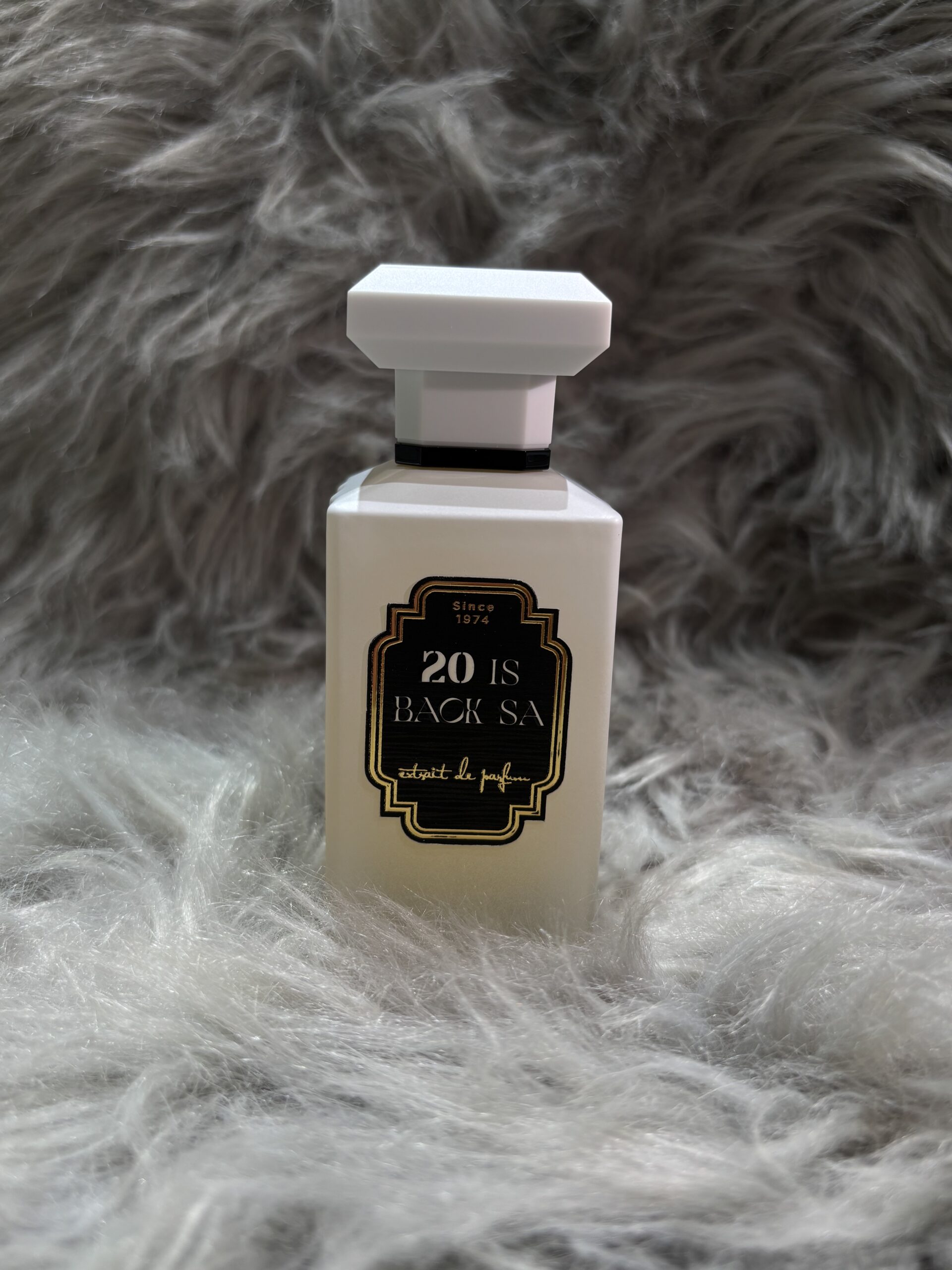 عطور فواحه جميله وثابته