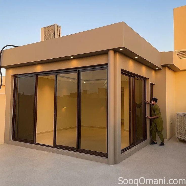 مجالس زجاجيه وغرف ساندوتش بانل