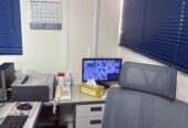 تجهيزات عيادة طبية للبيع، والعيادة معروضة للإيجار