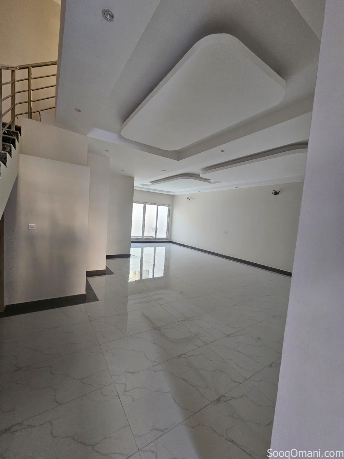 3 Villas for Sale in Al Maabilah – Al Noor Street