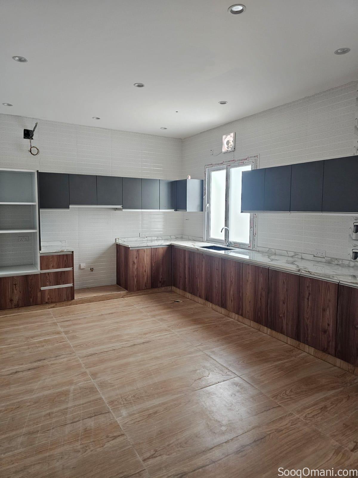 3 Villas for Sale in Al Maabilah – Al Noor Street